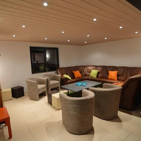 Modern In With Private Pool