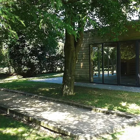Modern In With Private Pool