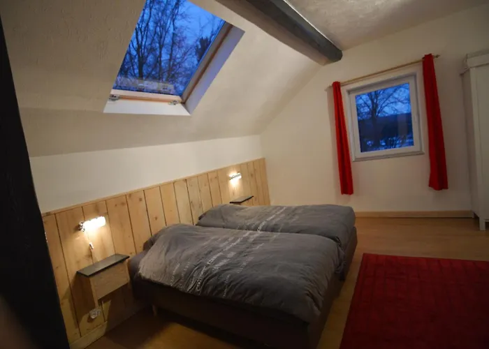 With Pool Vakantiehuis